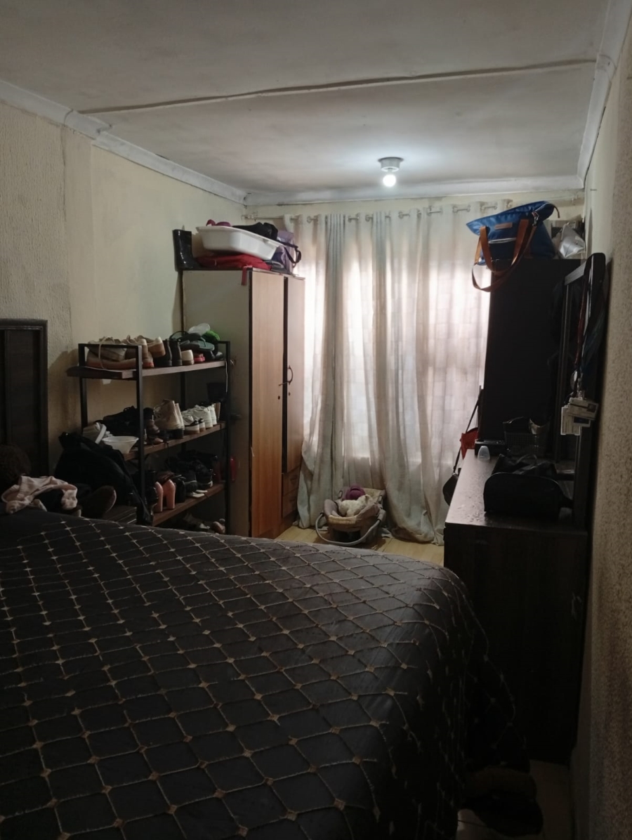 3 Bedroom Property for Sale in Mandela Park Western Cape